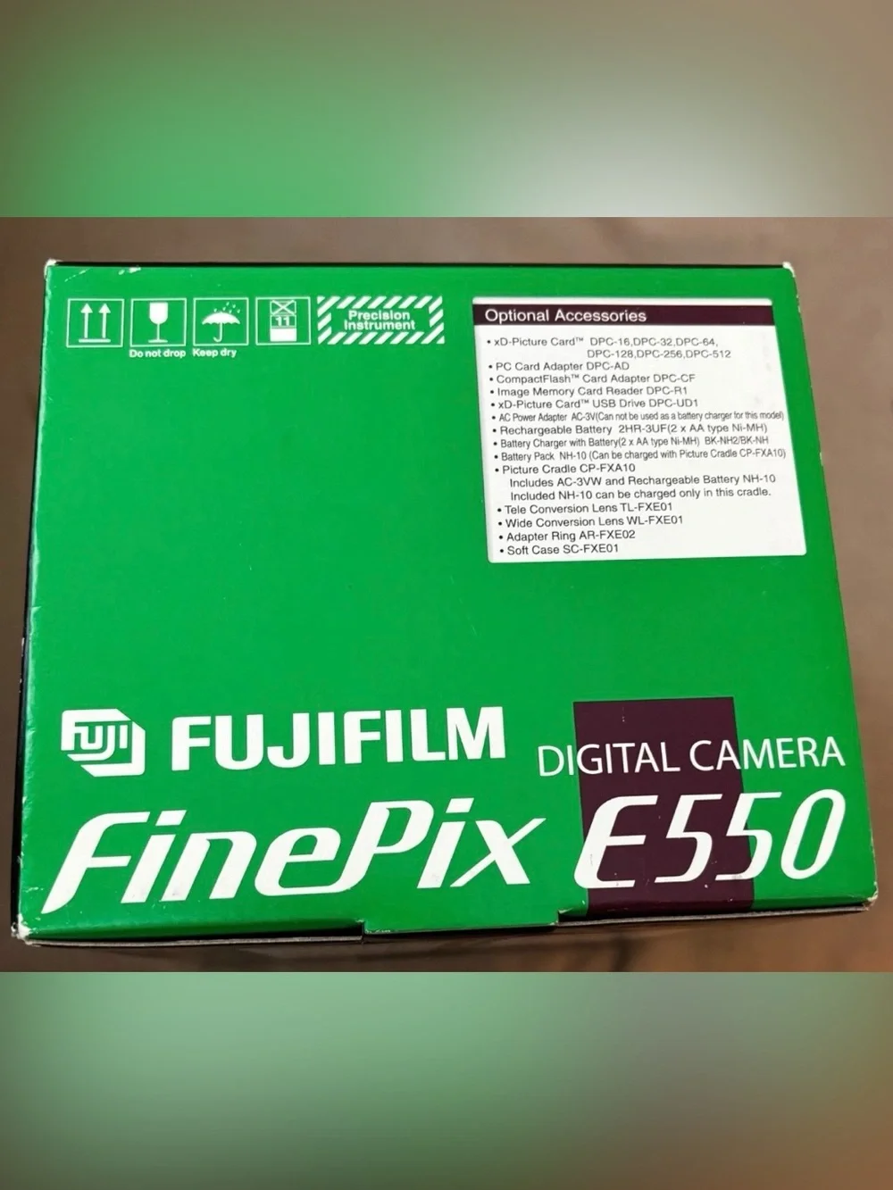 Fujifilm FinePix E550 6.3MP Digital Camera NEW Sealed xD Card Included